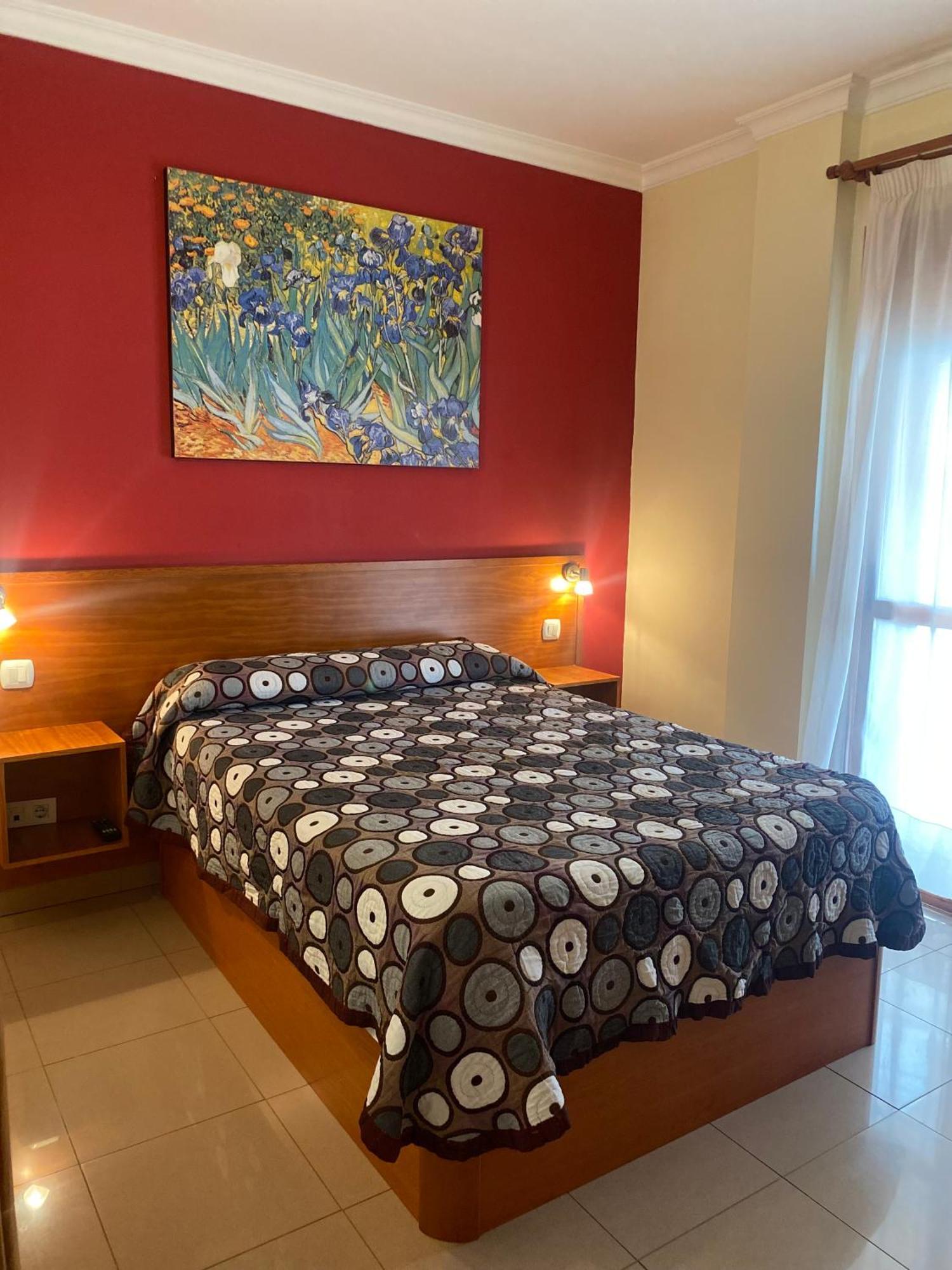 Apartamentos María Del Carmen Torremolinos Exterior foto